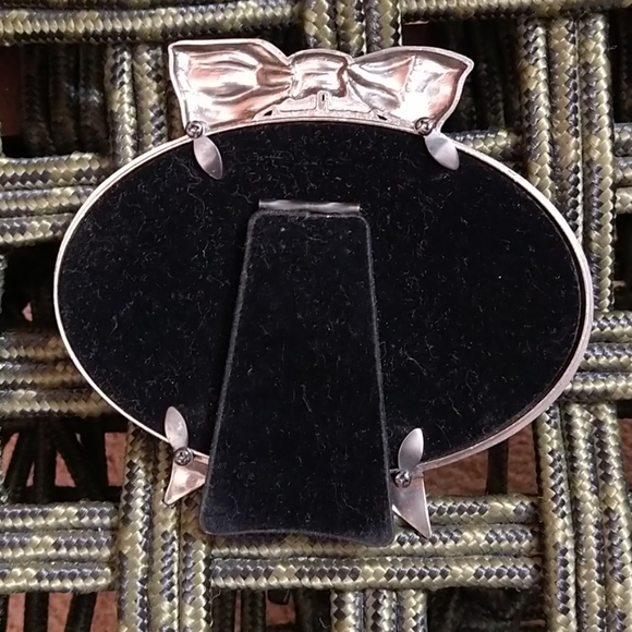 Frame - Picture 2 of 3